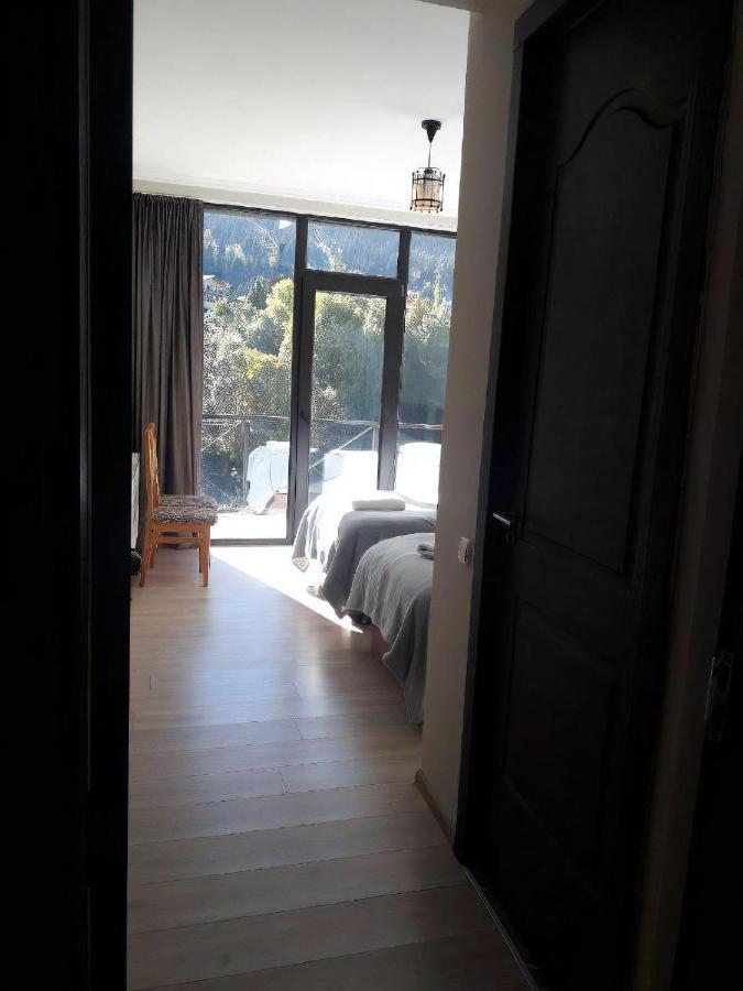 Guest House Mari30 Mestia Exterior foto