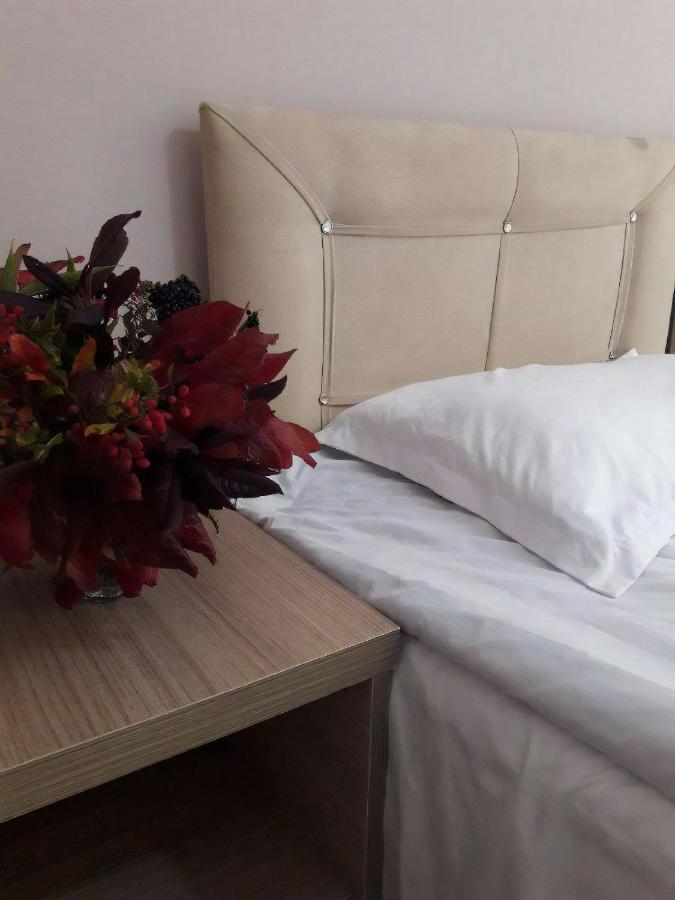 Guest House Mari30 Mestia Exterior foto